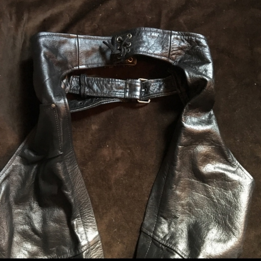LEATHER RIDING CHAPS, NWT, adjustable up to mens XL.